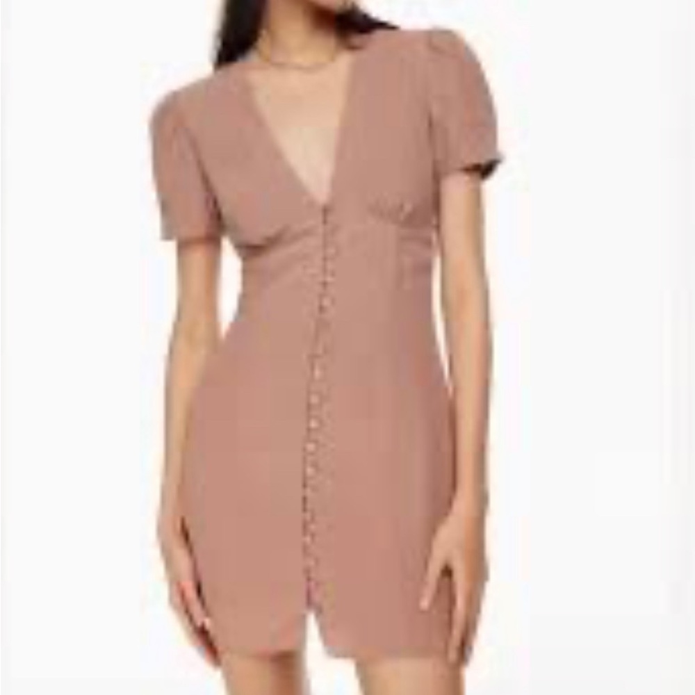 Aritzia Sunday Best Sandrine Dress